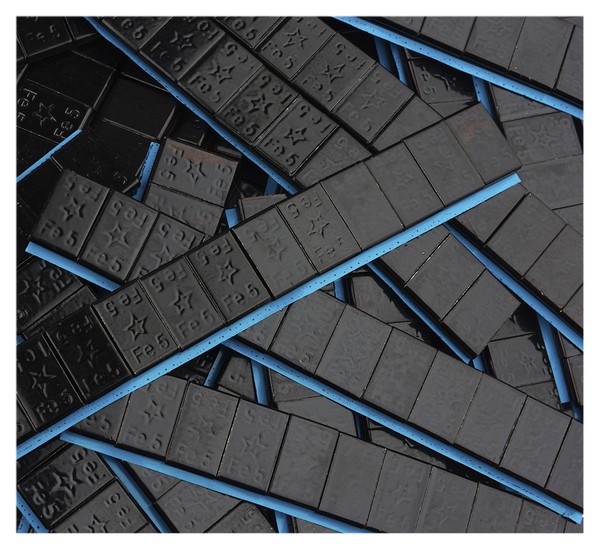 Poids adhésif Noir FE 5g EDGY - 100 bandes – Image 2